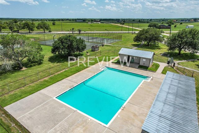912 Wagon Wheel Trail, Angleton, TX 77515