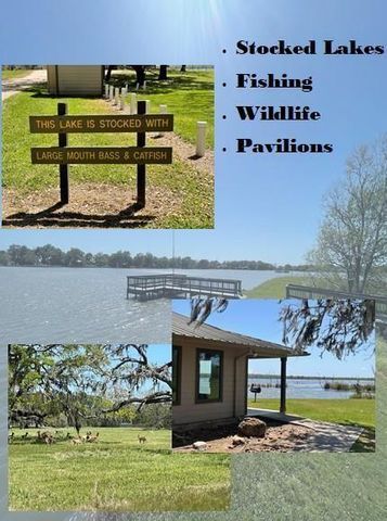 912 Wagon Wheel Trail, Angleton, TX 77515