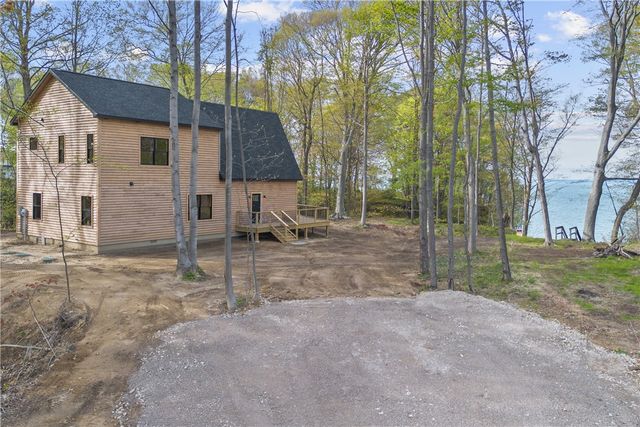 8498 E Lake, Harborcreek Twp, PA 16511