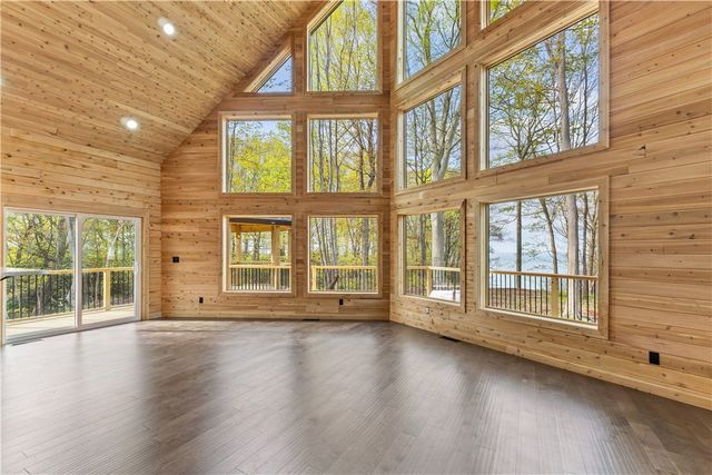 8498 E Lake, Harborcreek Twp, PA 16511