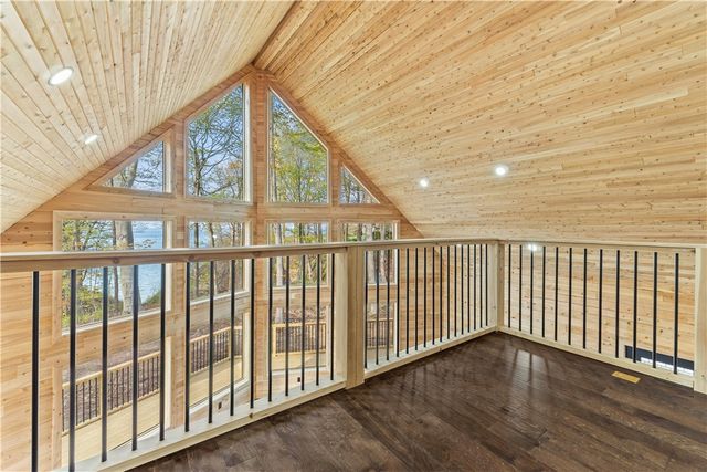 8498 E Lake, Harborcreek Twp, PA 16511