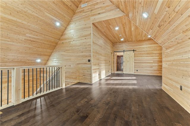 8498 E Lake, Harborcreek Twp, PA 16511