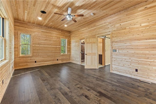 8498 E Lake, Harborcreek Twp, PA 16511