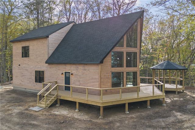 8498 E Lake, Harborcreek Twp, PA 16511