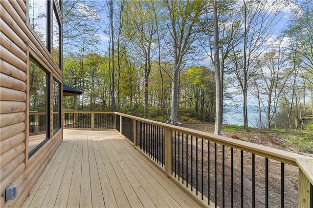8498 E Lake, Harborcreek Twp, PA 16511