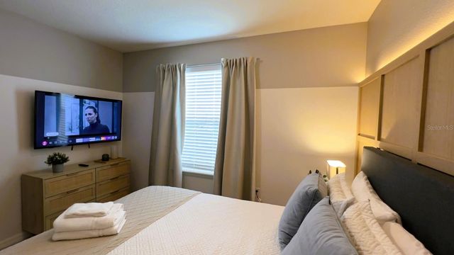 16204 SAINT MARTIN STREET, Clermont, FL 34714