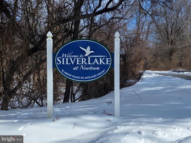 304 BARNSBURY RD, Langhorne, PA 19047