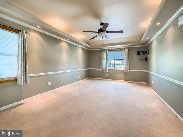 304 BARNSBURY RD, Langhorne, PA 19047