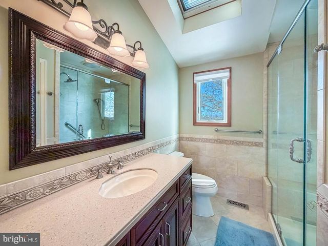 304 BARNSBURY RD, Langhorne, PA 19047