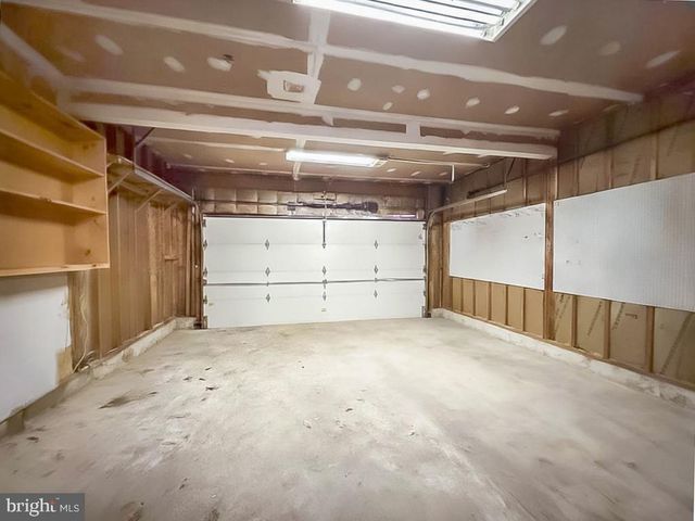 304 BARNSBURY RD, Langhorne, PA 19047