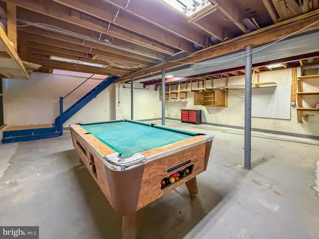 304 BARNSBURY RD, Langhorne, PA 19047