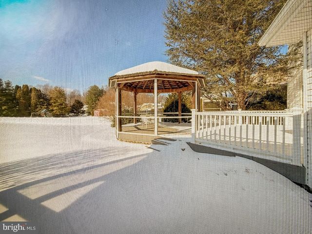 304 BARNSBURY RD, Langhorne, PA 19047