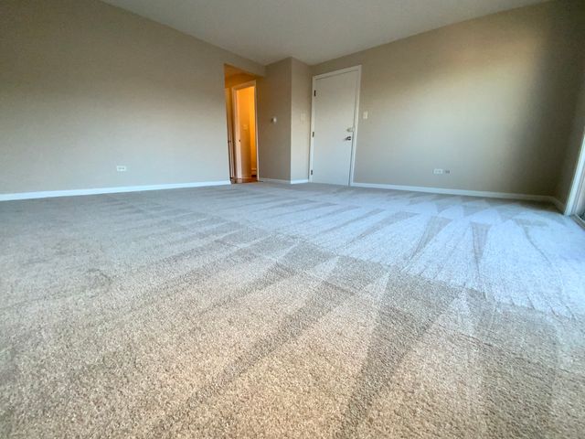 14810 S Kilpatrick Avenue 411, Midlothian, IL 60445
