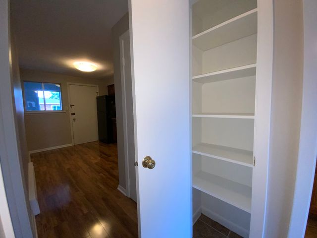 14810 S Kilpatrick Avenue 411, Midlothian, IL 60445