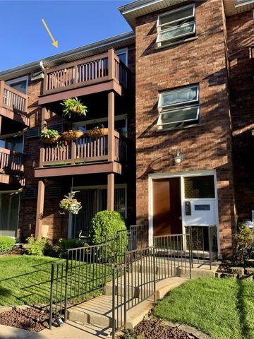 14810 S Kilpatrick Avenue 411, Midlothian, IL 60445