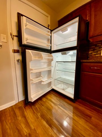 14810 S Kilpatrick Avenue 411, Midlothian, IL 60445