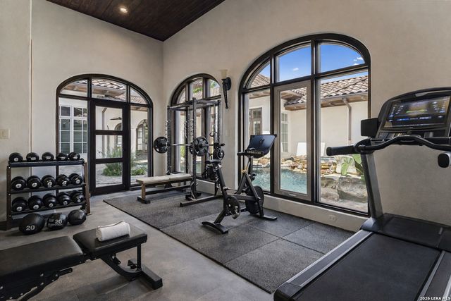 512 TERRELL ROAD, San Antonio, TX 78209