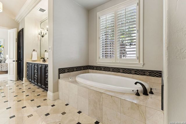 512 TERRELL ROAD, San Antonio, TX 78209