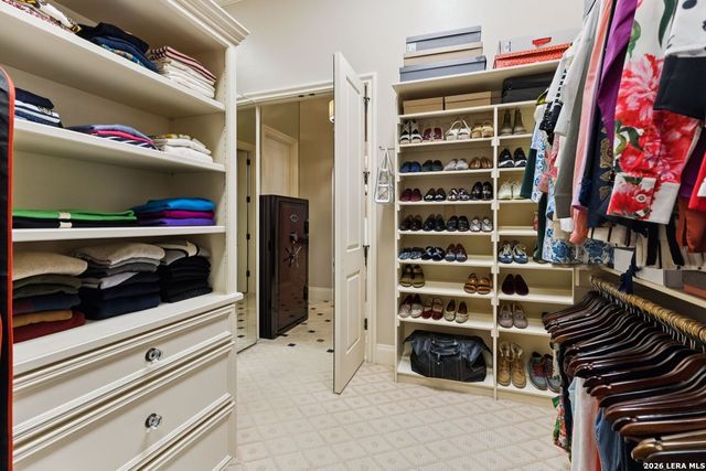 512 TERRELL ROAD, San Antonio, TX 78209