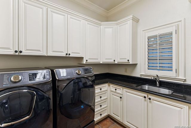 512 TERRELL ROAD, San Antonio, TX 78209