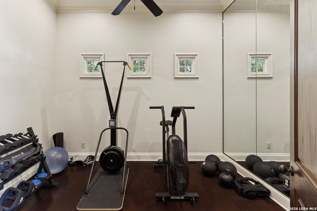 512 TERRELL ROAD, San Antonio, TX 78209