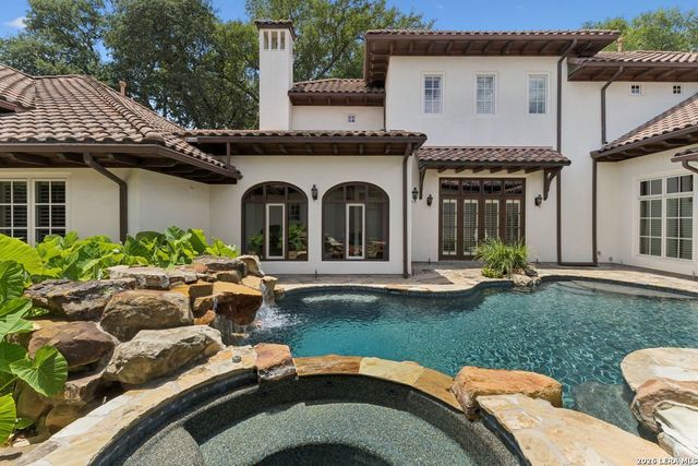 512 TERRELL ROAD, San Antonio, TX 78209