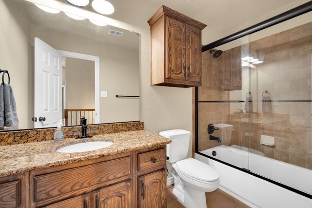 1450 Branding Iron Way, Midlothian, TX 76065