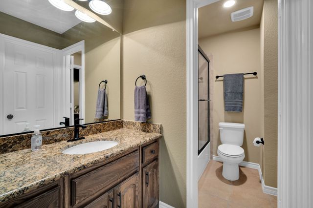 1450 Branding Iron Way, Midlothian, TX 76065