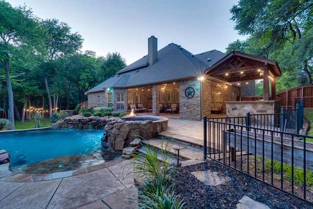 1450 Branding Iron Way, Midlothian, TX 76065