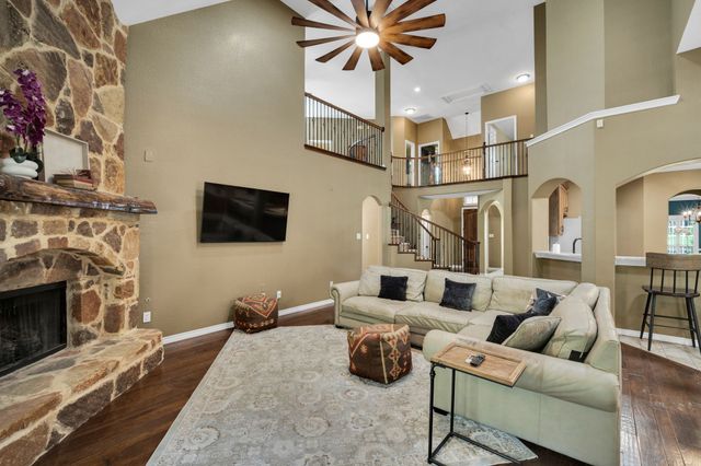 1450 Branding Iron Way, Midlothian, TX 76065