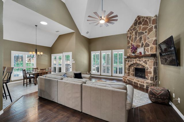 1450 Branding Iron Way, Midlothian, TX 76065