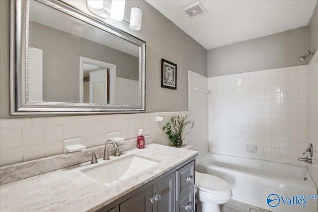 6100 Belgrade Drive NW, Huntsville, AL 35810