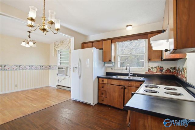 6100 Belgrade Drive NW, Huntsville, AL 35810