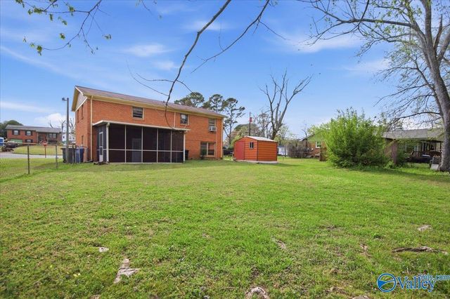 6100 Belgrade Drive NW, Huntsville, AL 35810