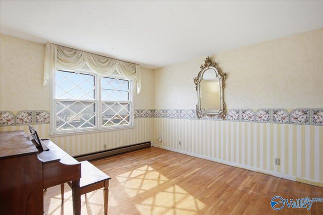 6100 Belgrade Drive NW, Huntsville, AL 35810