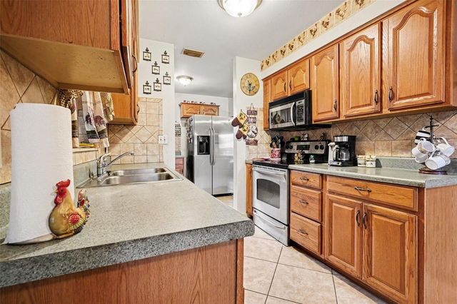 618 YOUNG PLACE, Lakeland, FL 33803