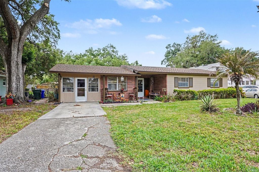 618 YOUNG PLACE, Lakeland, FL 33803
