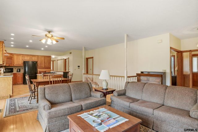 3301 Birchwood Drive, Bellevue, NE 68123