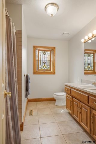 3301 Birchwood Drive, Bellevue, NE 68123
