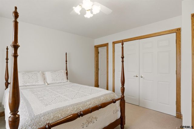 3301 Birchwood Drive, Bellevue, NE 68123