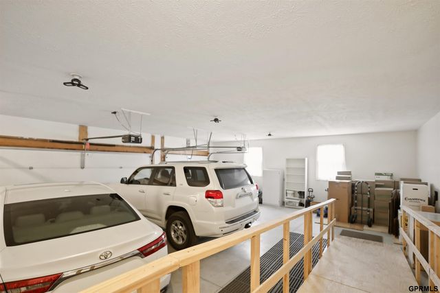 3301 Birchwood Drive, Bellevue, NE 68123