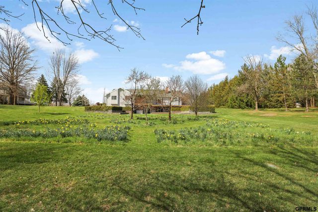3301 Birchwood Drive, Bellevue, NE 68123