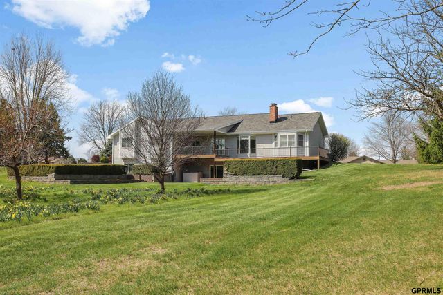 3301 Birchwood Drive, Bellevue, NE 68123