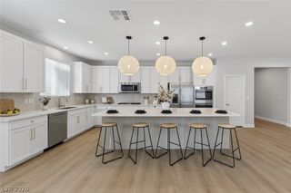 5713 Silver Cascade Avenue, Las Vegas, NV 89131