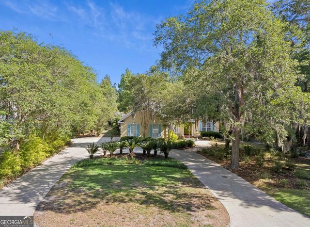 390 Harbor View Drive, Woodbine, GA 31569