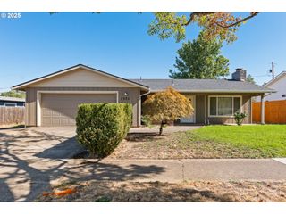 2305 Chambers St, Eugene, OR 97405