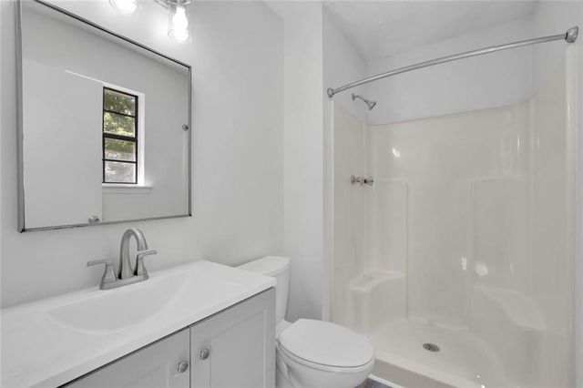 1909 Suwanee Valley Road, Lawrenceville, GA 30043
