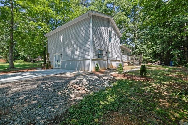 1909 Suwanee Valley Road, Lawrenceville, GA 30043