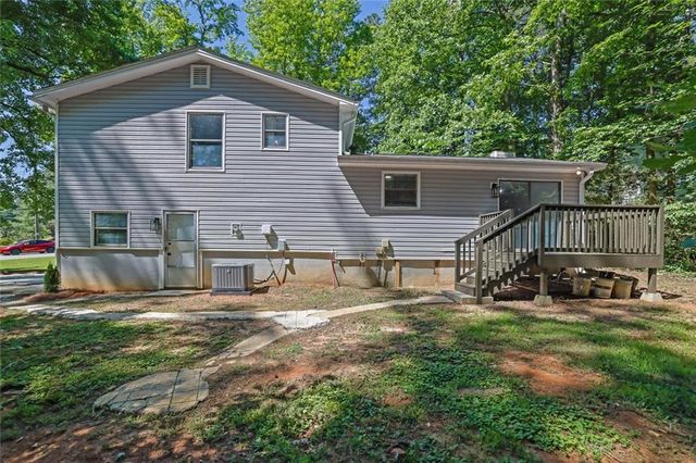 1909 Suwanee Valley Road, Lawrenceville, GA 30043