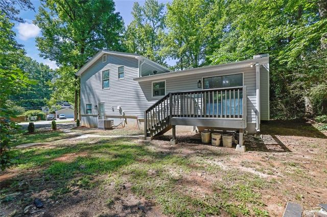 1909 Suwanee Valley Road, Lawrenceville, GA 30043